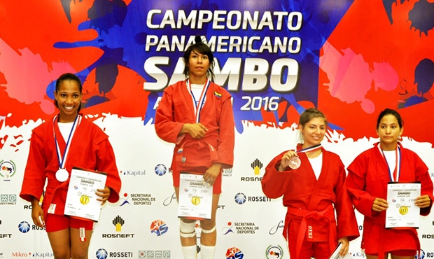 Final in the 48 kg weight class at the Pan American SAMBO Championships in Asunción: Maria Guedez' winning throw and painful hold