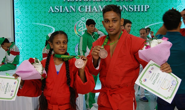 Success of sambists from Sri Lanka - Dilani Marappullige and Srimal Rodrigo Basthijan at the Asian Sambo Championships-2016 in Ashgabat - bronze medals