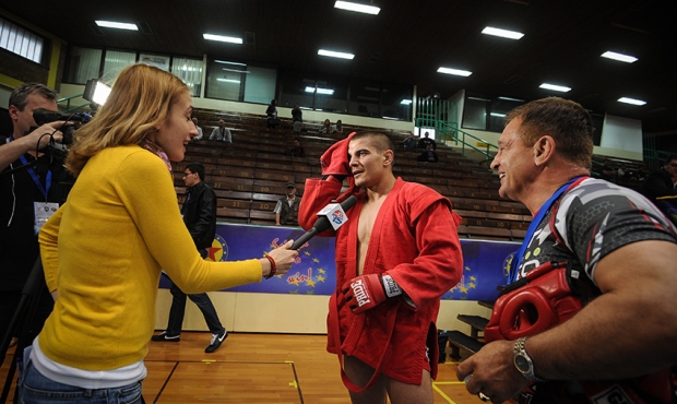 Sambo. European Championship 2015. Winners of the First Day - emotions [video]